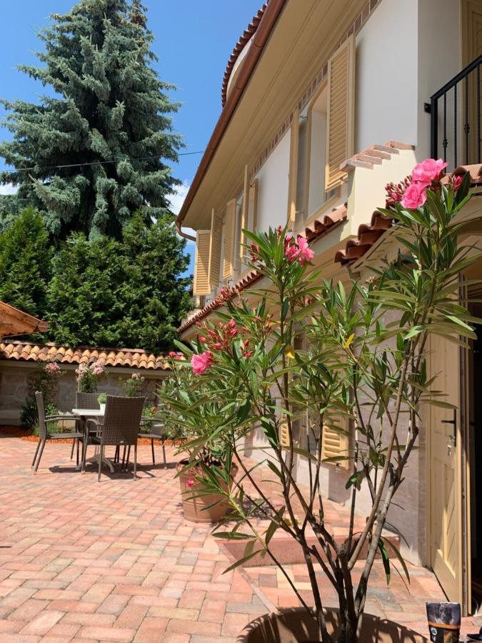 Manna Villa Eger Exterior photo