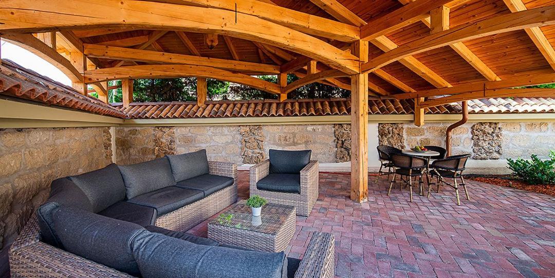 Manna Villa Eger Exterior photo